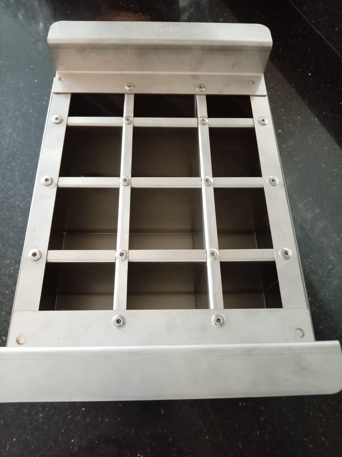 Fudge tools customised tray bake cutter
