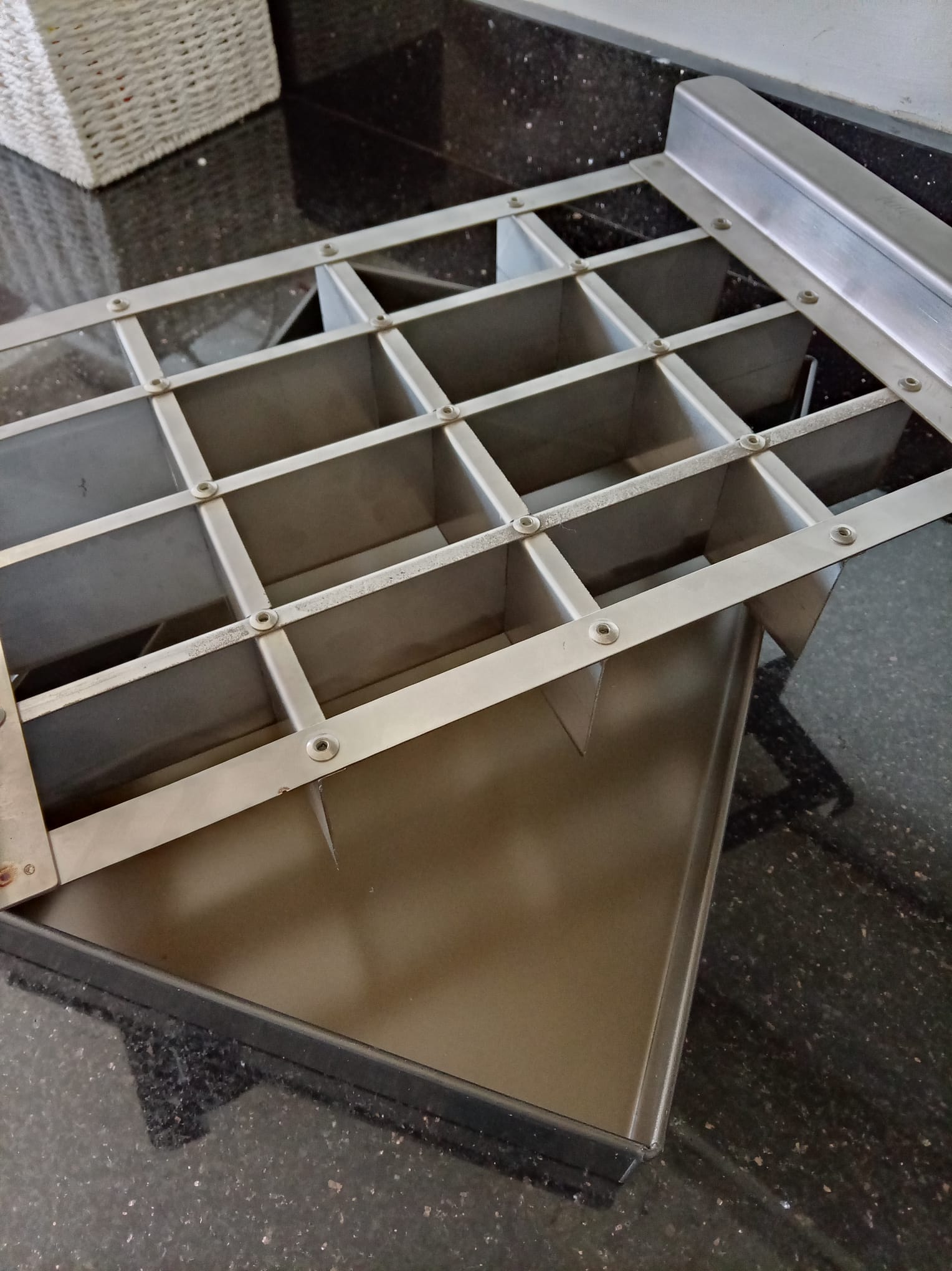 12x14x2 combo tin & cutter set 16 pieces 12x14x2 combo tin & cutter set 16 pieces