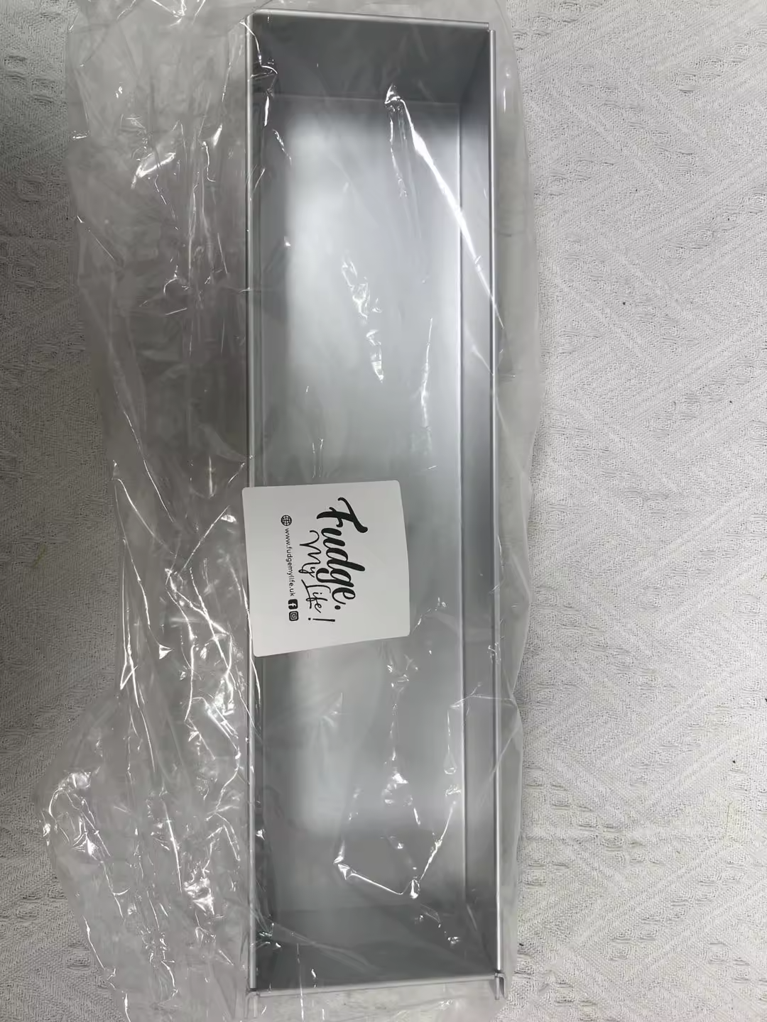 Alibaba956ACB4F70F73DE162A9CEB19A3405C0_original Tiramisu Tin standard 40x10x6cm