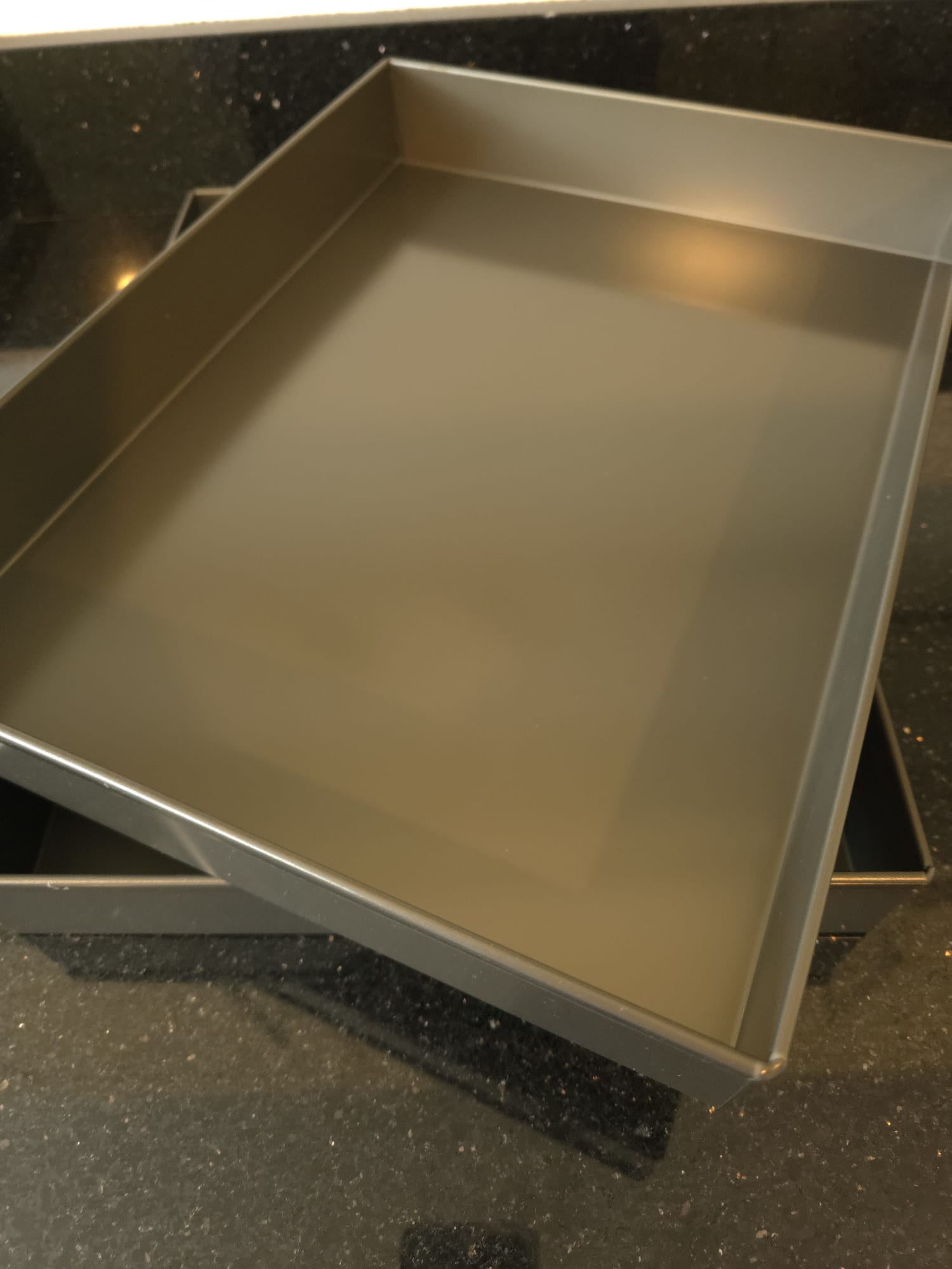 11x15x2 inch lilywhite treated tin 11x15x2 inch lilywhite treated tin